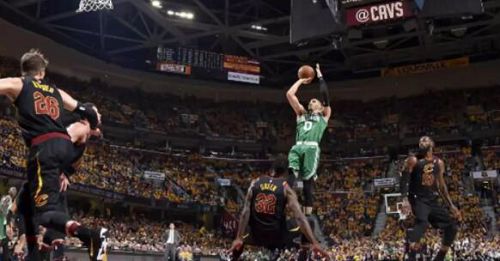 NBA交易窗口开启，湖人勇士酝酿大动作，欧文、追梦成焦点