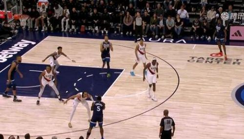 NBA战力榜风云变幻：雷霆登顶，太阳勇士强势崛起，湖人快船陷入低谷